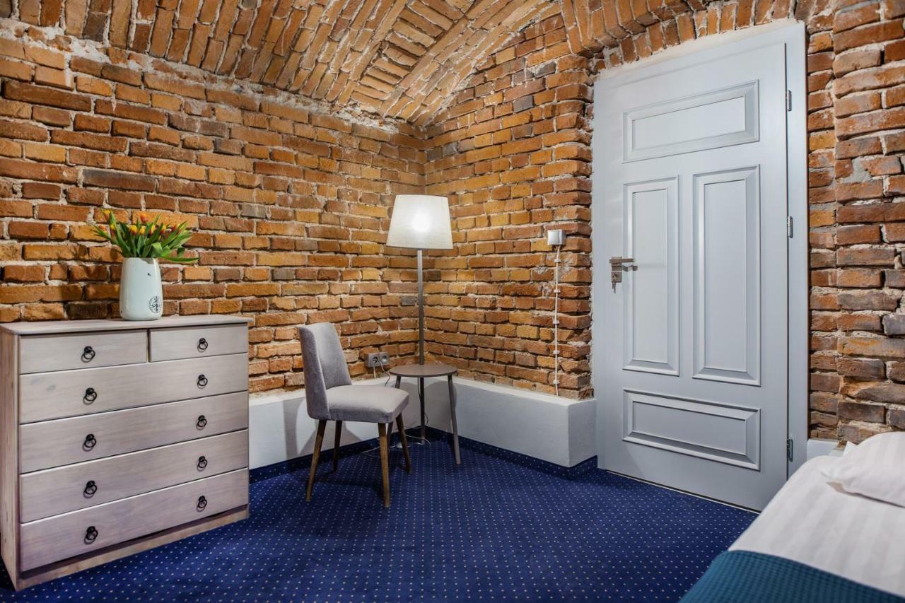 Apartamenty Bluma Krasków Exterior foto